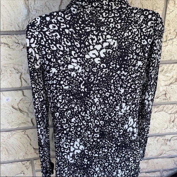 Zara TRF Collection Black & White loose Blouse - Picture 10 of 12